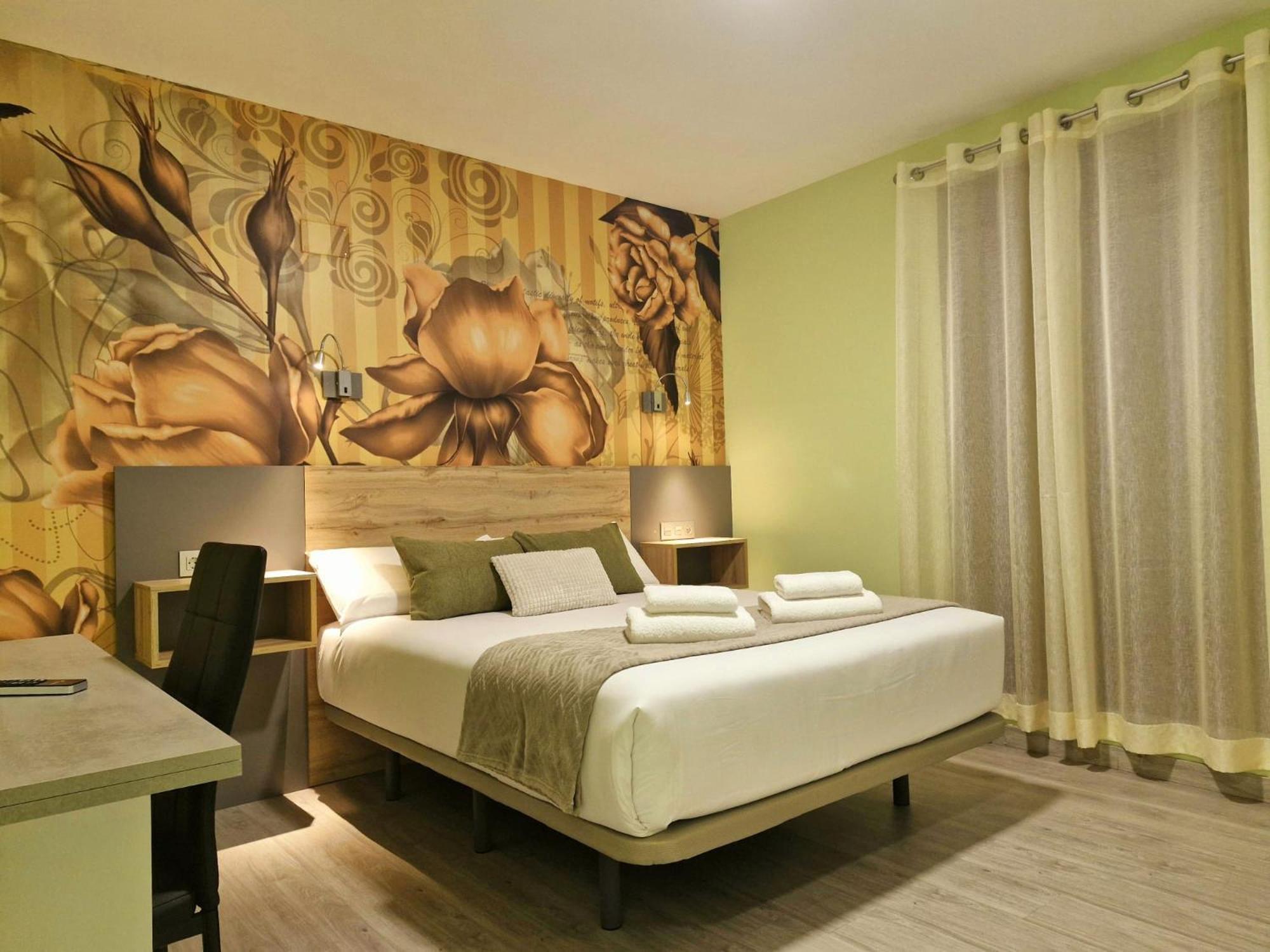 Feeling Home - Suites&Rooms Леон Экстерьер фото